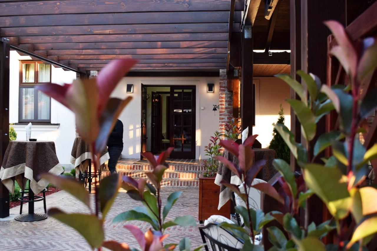 Hotel Hunting House Turija Exterior foto